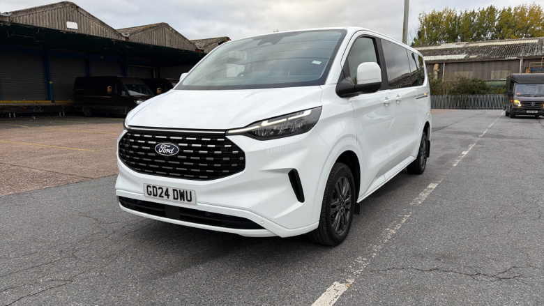 Ford Tourneo Custom 320 L2 Diesel Fwd 2.0 EcoBlue 136ps H1 Titanium 8 seater Auto